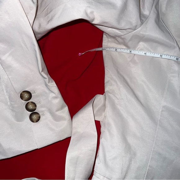 Collection Trench // NWT - Picture 5 of 16